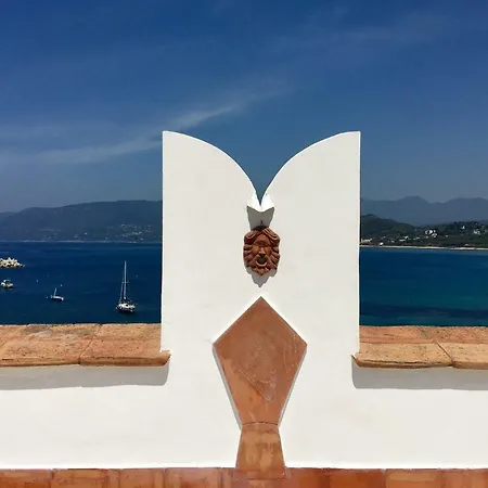 L'antica Torre Del Porto Nyaraló *